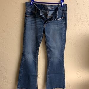 American Eagle jeans / size 6 short / artist